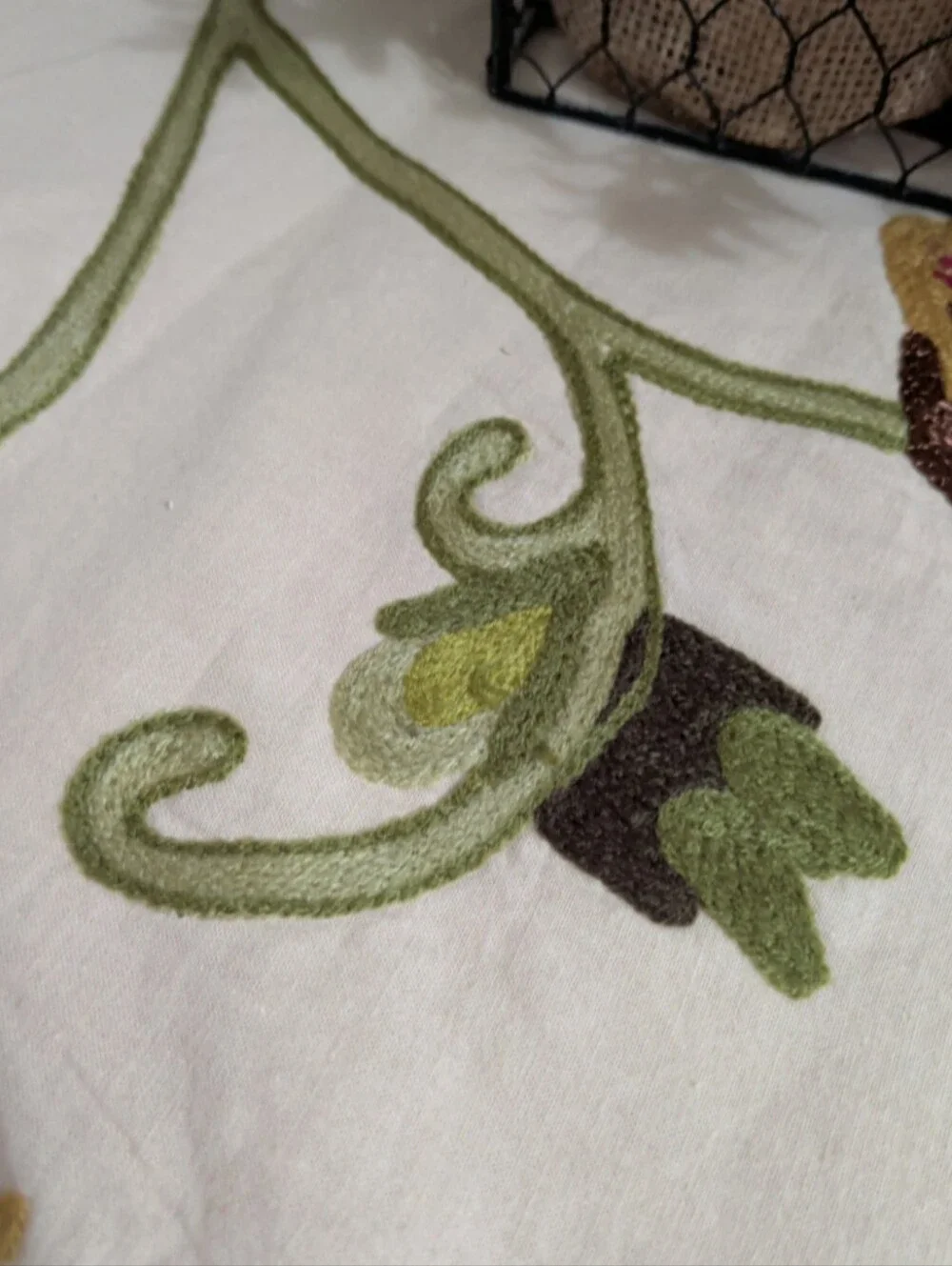 Pier 1 Imports Embroidered Flowers Table Runner